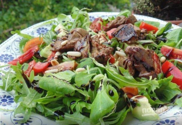 Chicken liver salad