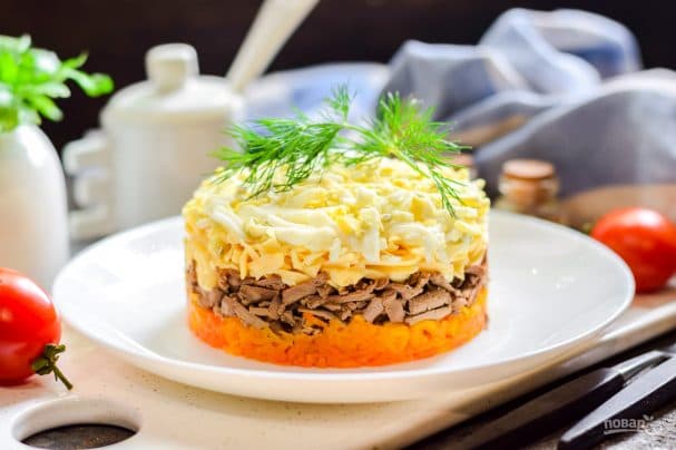 Cалат с куриной печенью