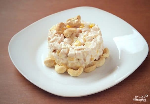 Салат свіжий з куркою