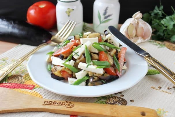 Adyghe salad with eggplants