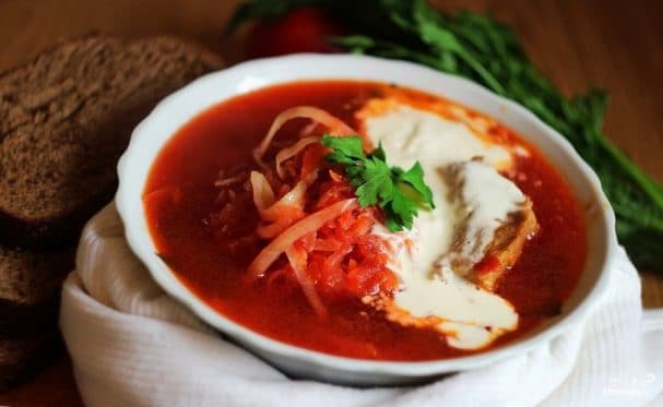 Борщ на свиных ребрышках