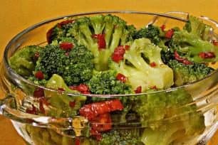 Broccoli with chili and honey