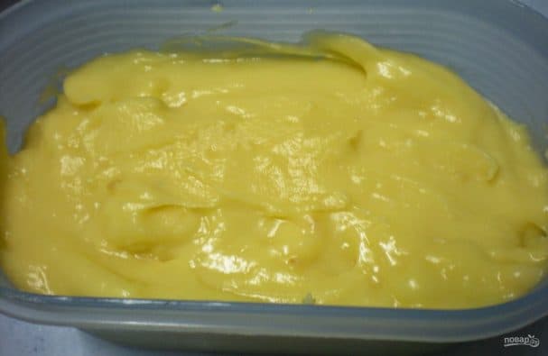 Quick custard cream