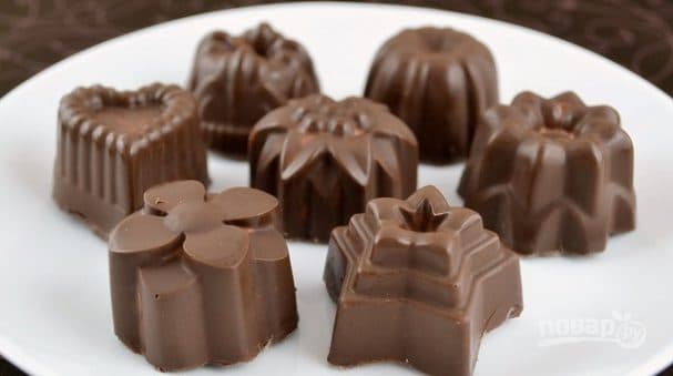 Chocolate-Covered Cheesecake Dessert