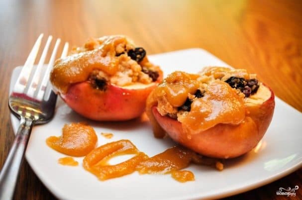 Stuffed apples