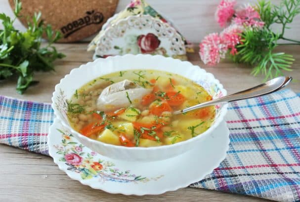 Курячий суп із квасолею