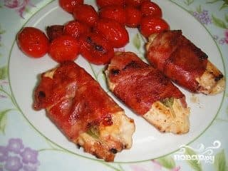 Філе індички в беконі