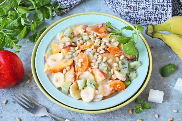 Fruit salad with nectarine and banana