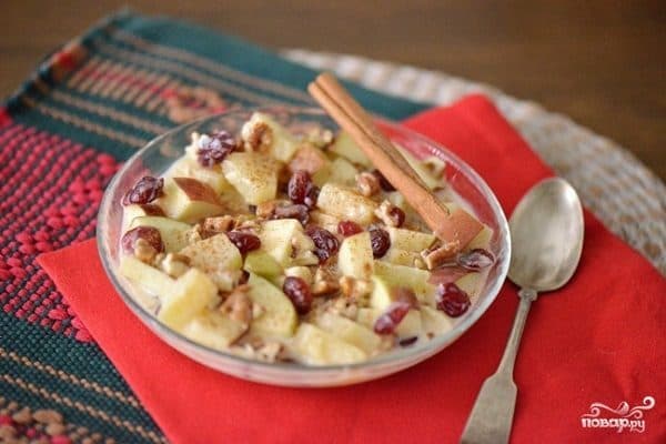 Фруктовы салат сгушчанкай