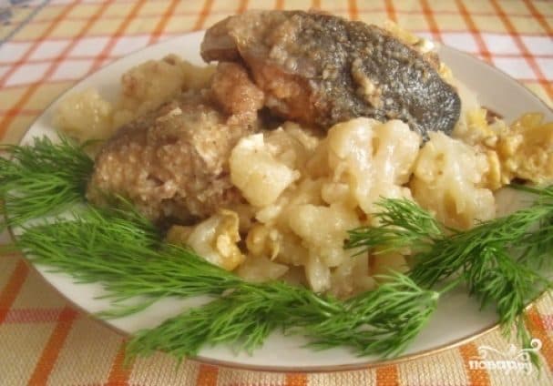 Pink salmon in pots