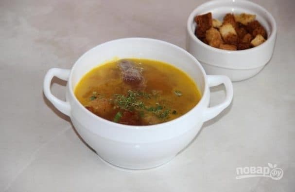 Beef and pea soup