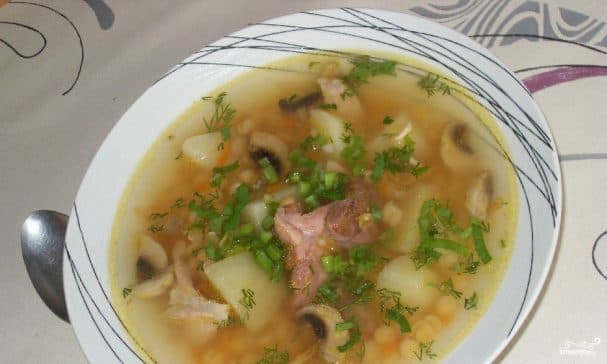Гороховый суп с грибами