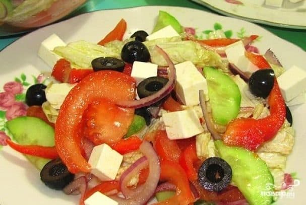 Greek salad with Chinese cabbage