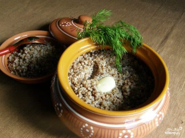 Buckwheat in a pot in the oven