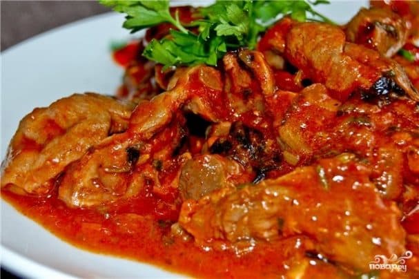 Chicken offal goulash