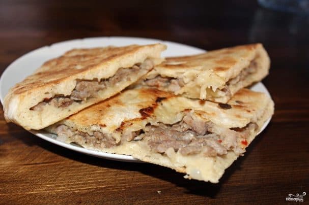 Хачапури с мясом