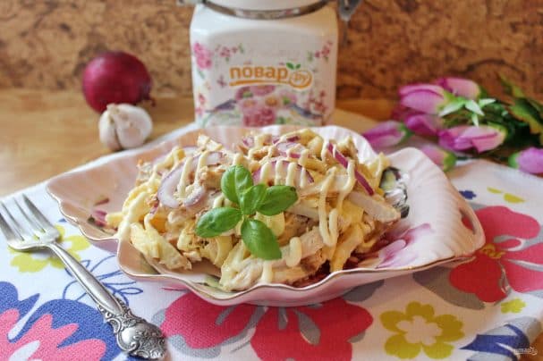 Italian salad with pancakes