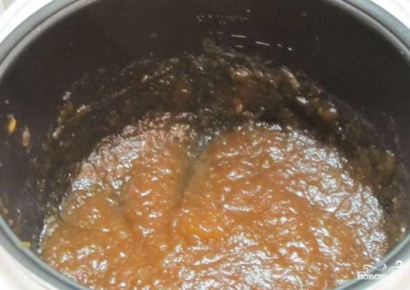 Apple jelly in a multicooker