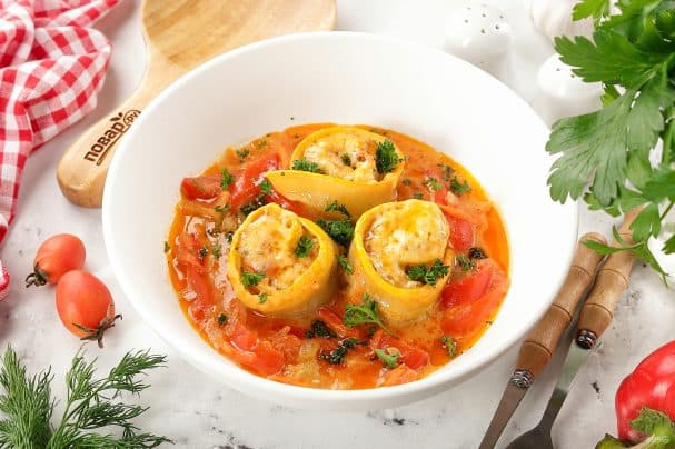 Zucchini with minced meat in a multicooker