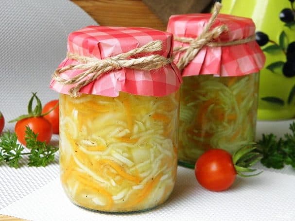 Zucchini with carrots and onions for winter storage