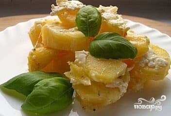 Картофель з брынзай
