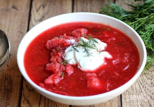 Classic Ukrainian Borscht