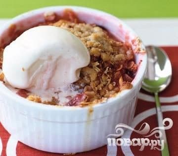 Cranberry-Pear Crisp Dessert