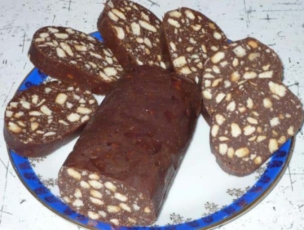 Sausage from cookies and condensed milk
