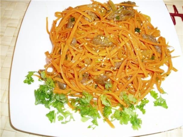 Korean-style pork salad