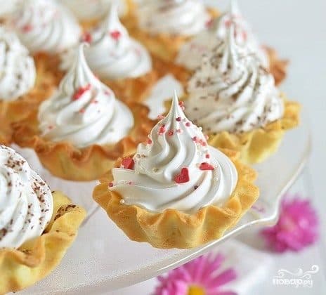 Карзіночкі з белковым крэмам