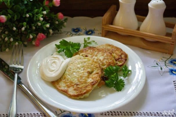 Кацлеты з кабачкоў і бульбой