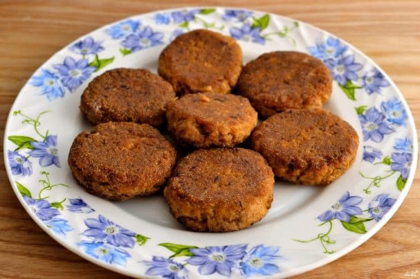 Tuna canned patties