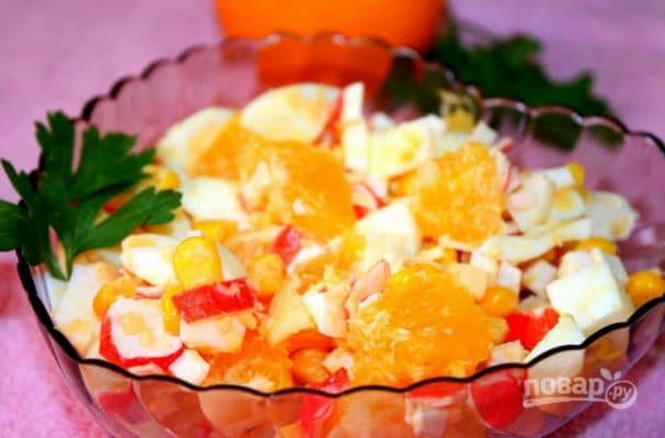 Крабовий салат з апельсинами