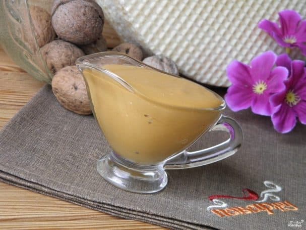 Cream from boiled condensed milk