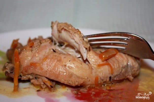 Rabbit in a multivark with sour cream