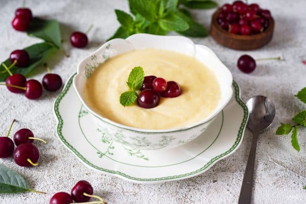 Cornmeal porridge in a multicooker