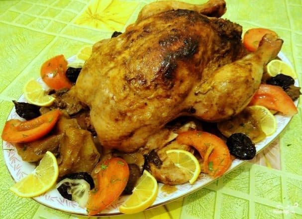 Chicken with apples and prunes