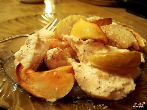 Куриная грудка с грушей