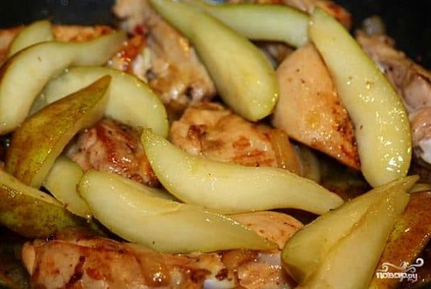 Курыная вырайка з грушай
