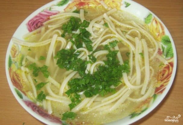 Курыны бульён з ляснёй