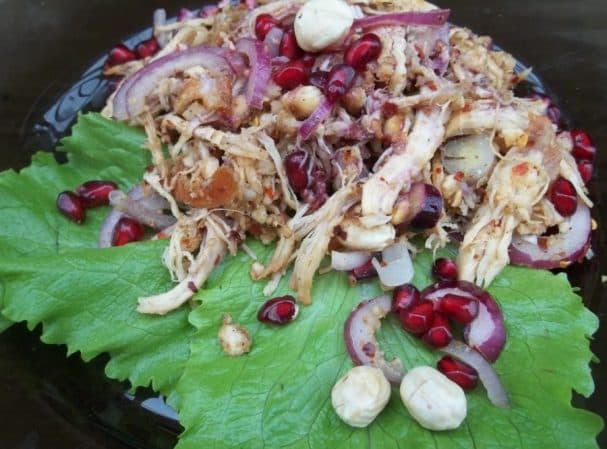 Курячий салат із гранатом