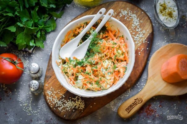 Chicken salad with carrots