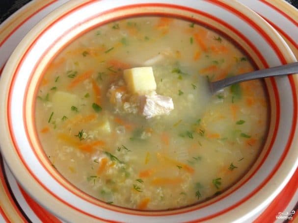 Курячий суп із пшоном