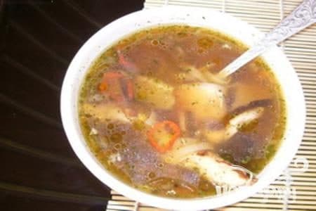 Курыны суп з рысавай лапшай