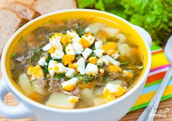 Chicken soup with sorrel