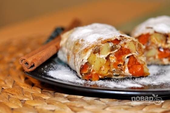 Delicacy from lavash