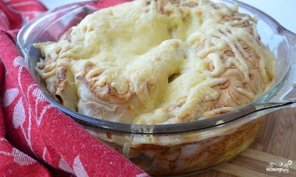Lavash with minced meat in the oven