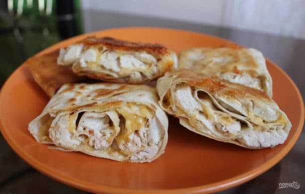 Лаваш з начинкою