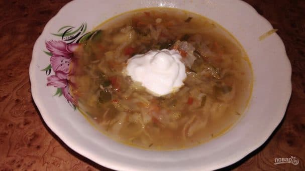 Легкий весенний борщ