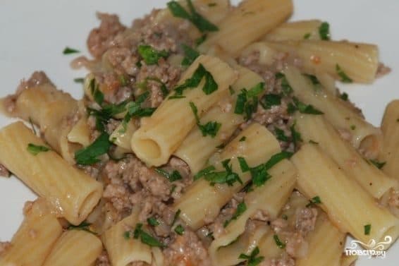 Макарони з тушковкою
